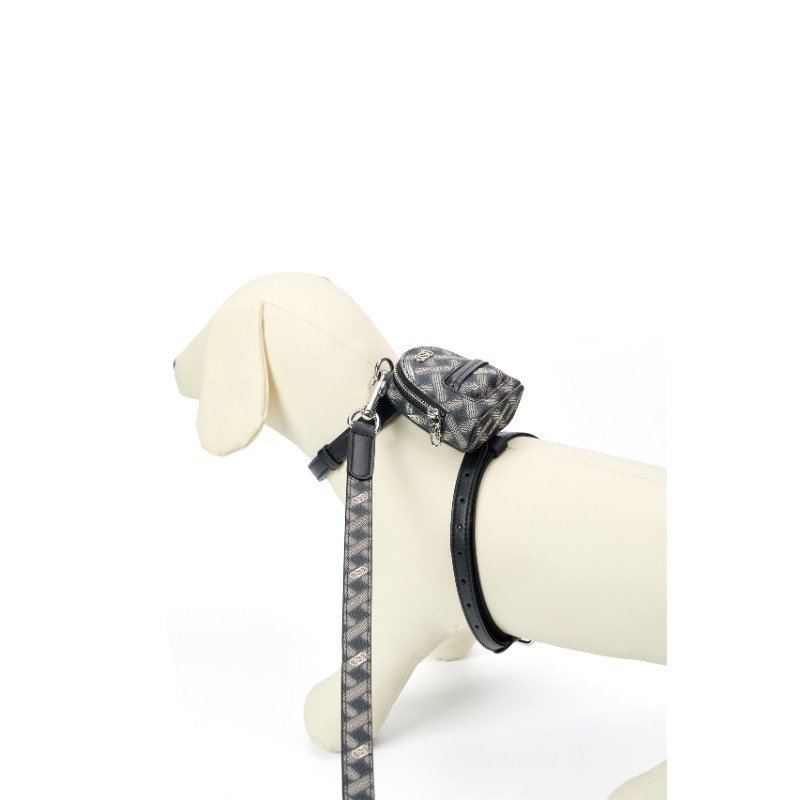 Leather Dog Collars and Leashes