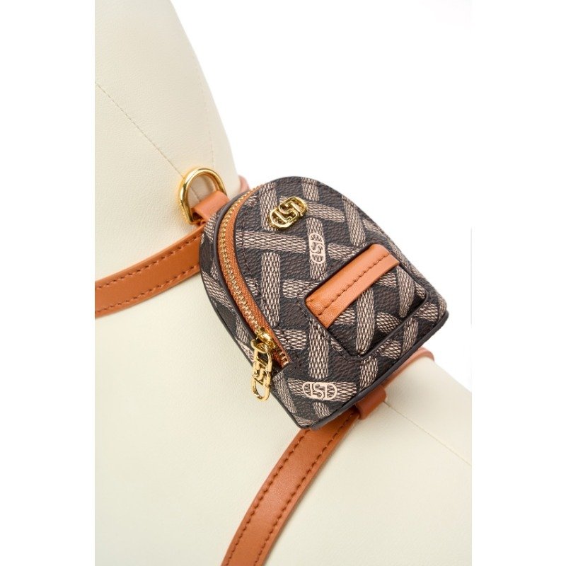 Leather Dog Collars and Leashes